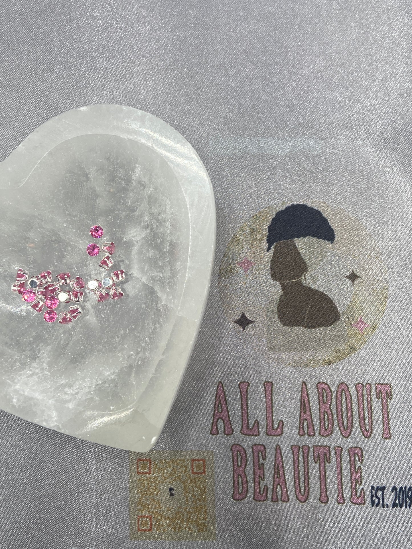 Rhinestone w/prong