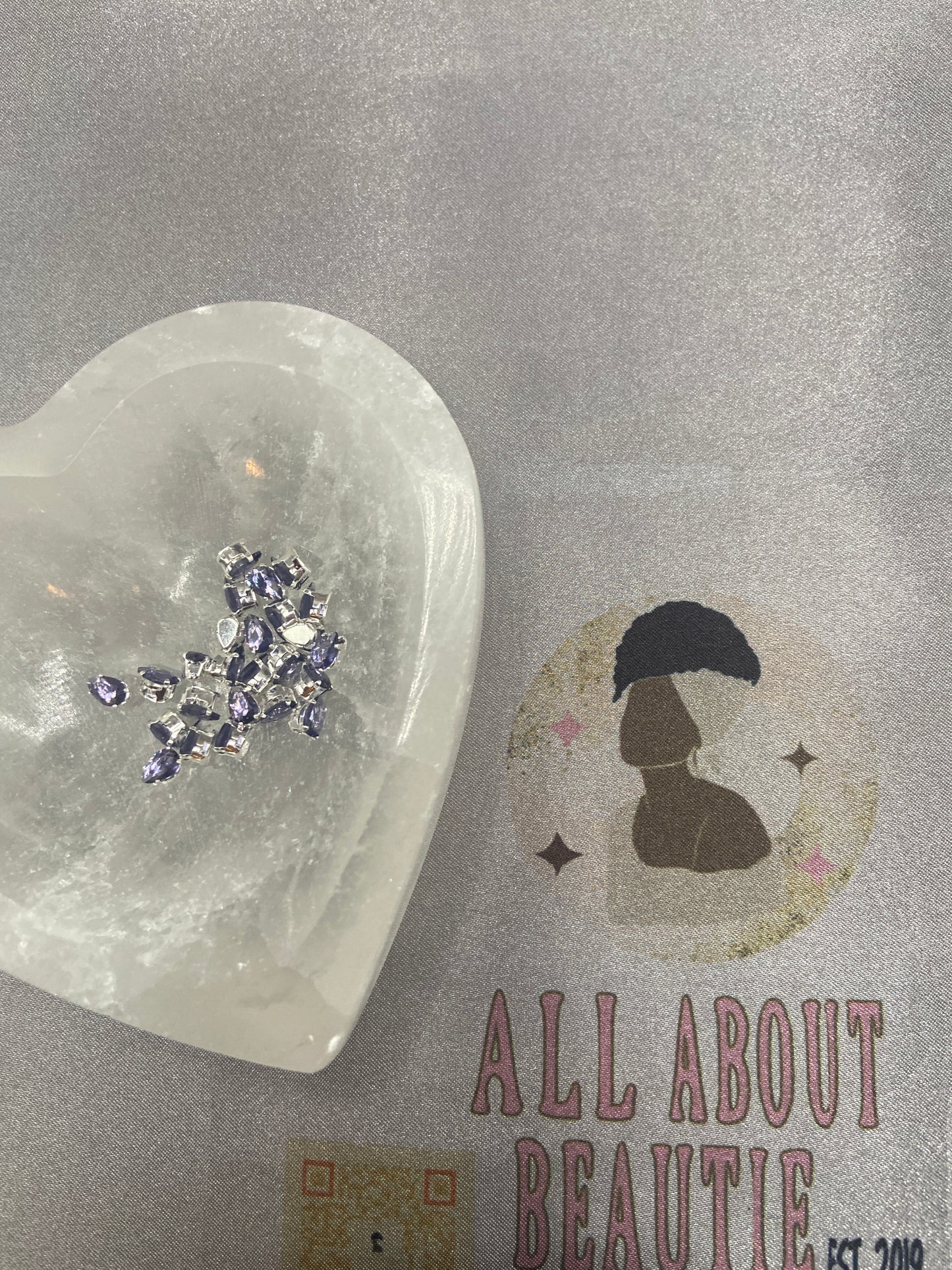 Rhinestone w/prong