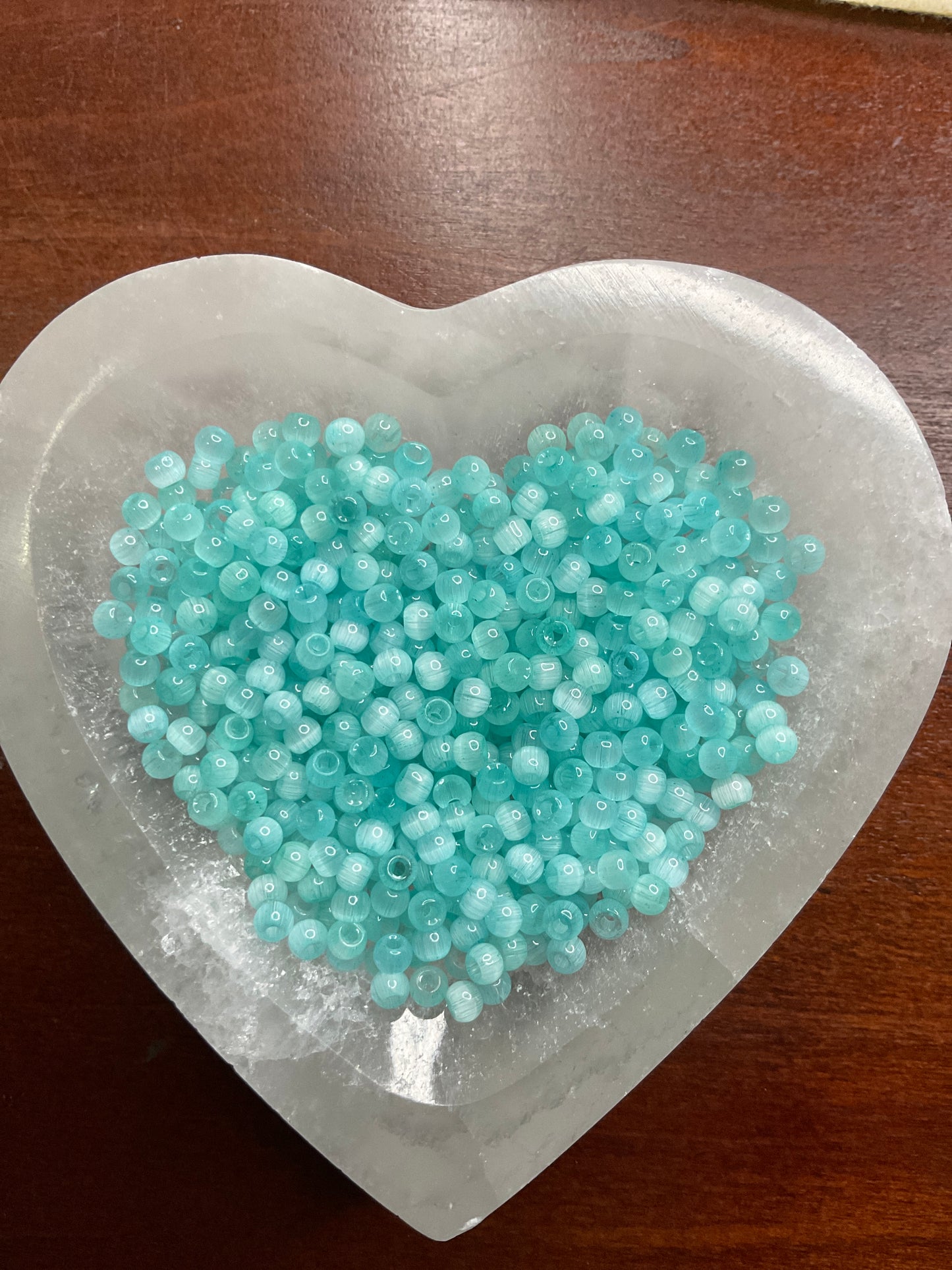 Cateye beads